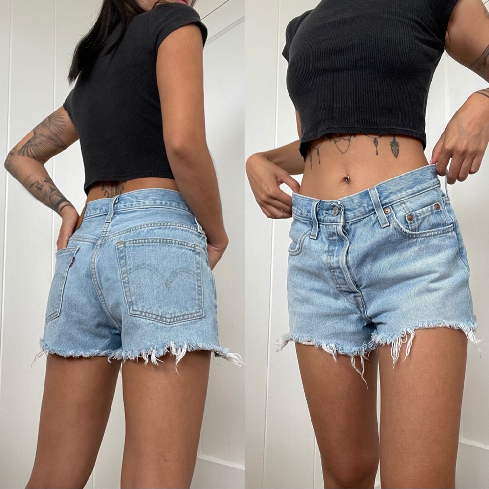 NWOT Levi 501 Denim Shorts